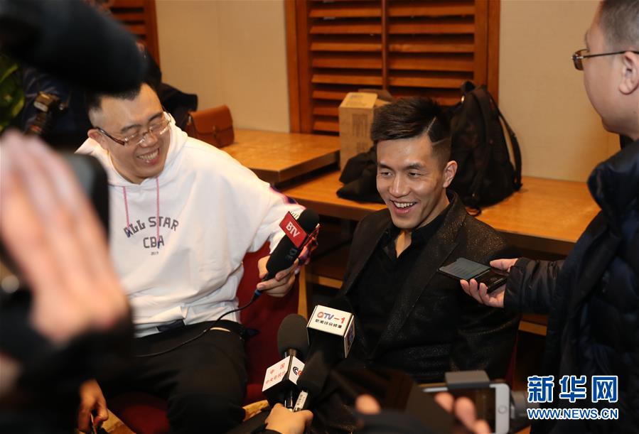 次亮相