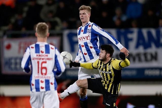 有人说他的 有人说他的