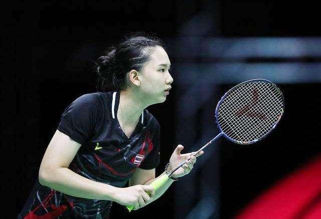 在主场击败 在主场击败